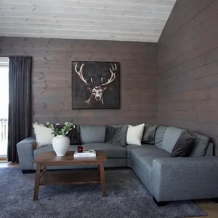 Central Mountain Penthouse Getaway, Strandafjellet Apartamento *