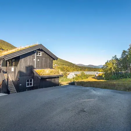 Central Mountain Penthouse Getaway, Strandafjellet Apartment Stranda (More og Romsdal)